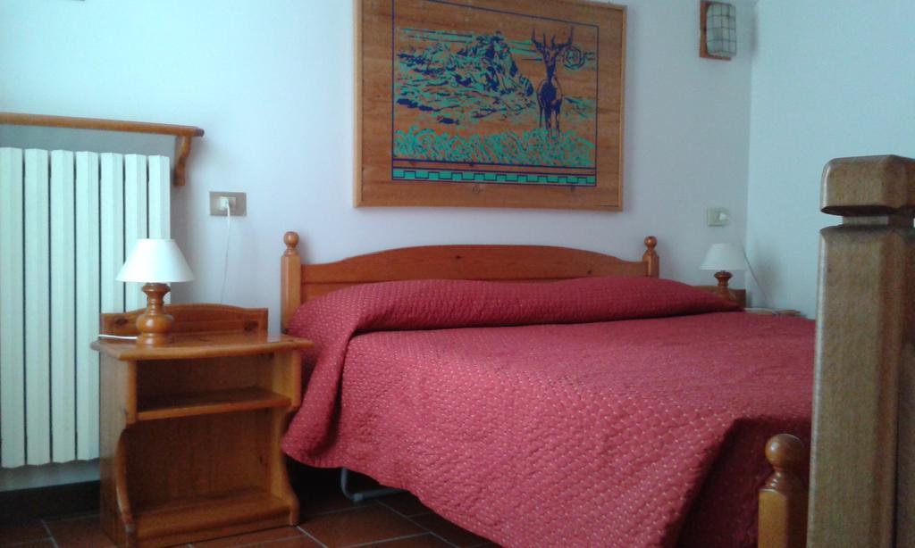 Aparthotel Cervinia Due Breuil-Cervinia Zimmer foto